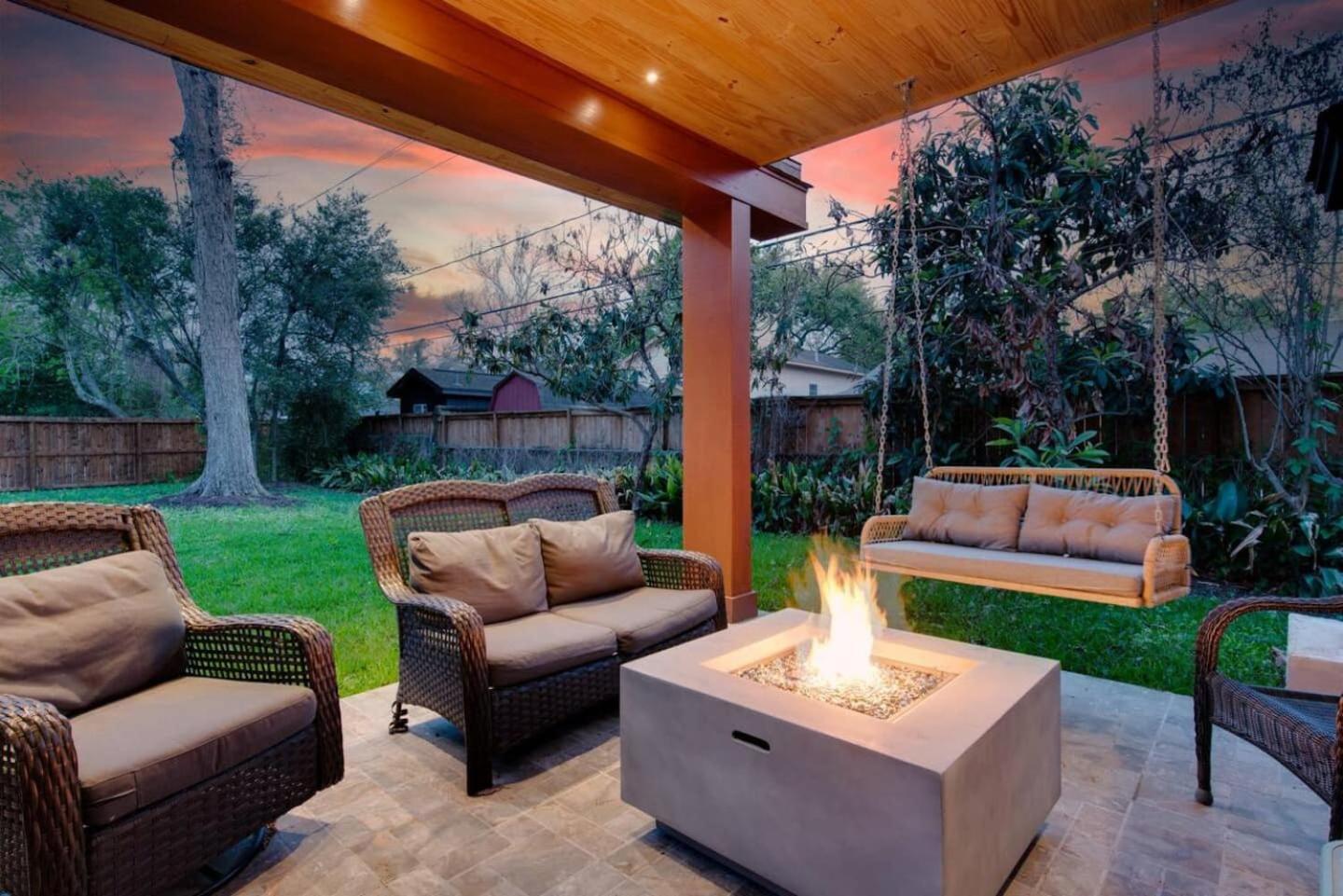 Western Oaks Retreat Houston Exterior foto